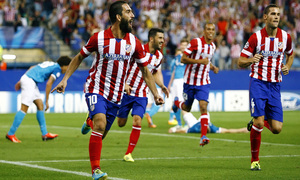 Temporada 2013/2014 Atlético de Madrid - Zenit Arda celebrando el gol