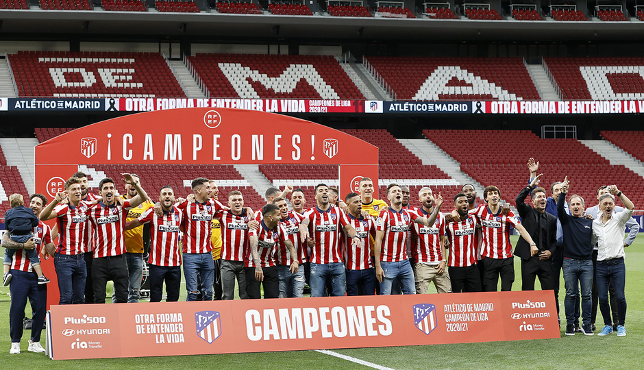 Temp. 20-21 | Celebración título LaLiga Wanda Metropolitano | Atlético de Madrid | Campeones | 