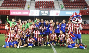 Temp. 21-22 | Atlético de Madrid Femenino - AS Roma | Celebración trofeo
