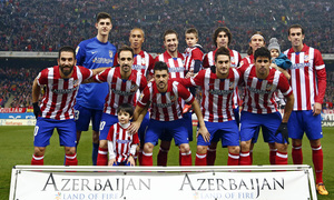 temporada 13/14. Partido Atlético de Madrid - Barcelona. Once inicial posando