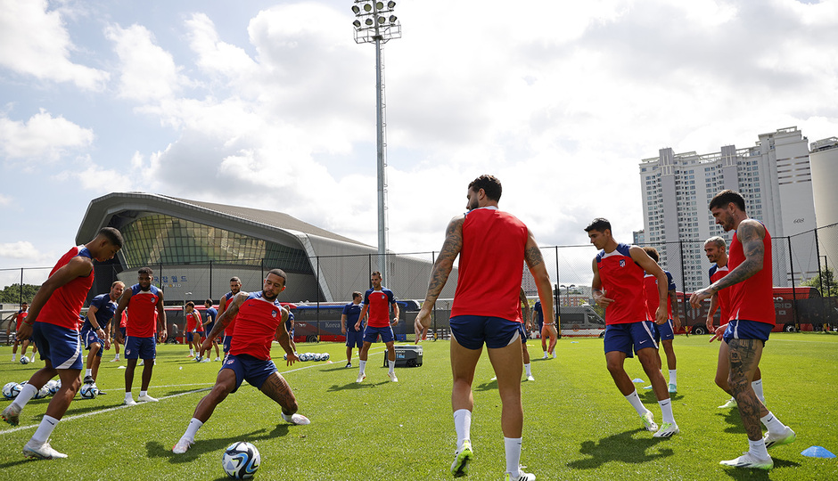 Temp. 2023-24 | Entrenamiento 26 de julio | Rondo