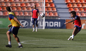 Temp. 23-24 | Entrenamiento 12-09-23 | Witsel