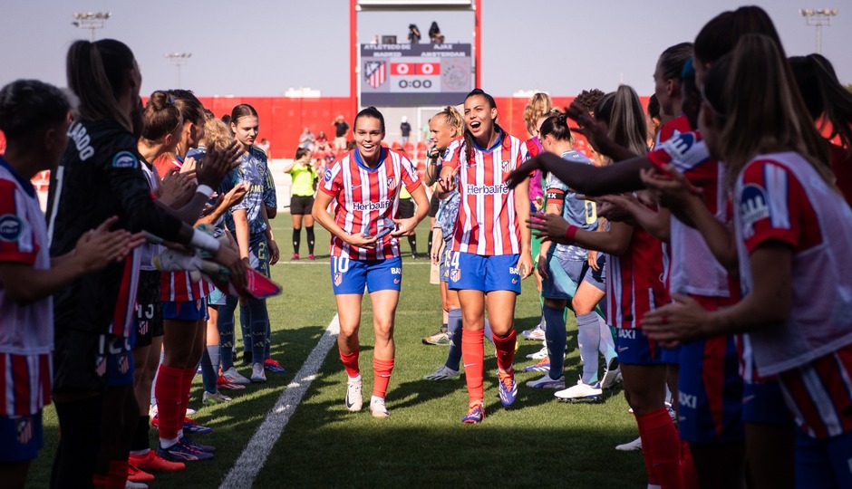 Temp. 24-25 | Atlético de Madrid Femenino - Ajax | Homenaje Lauren y Ana Vitória