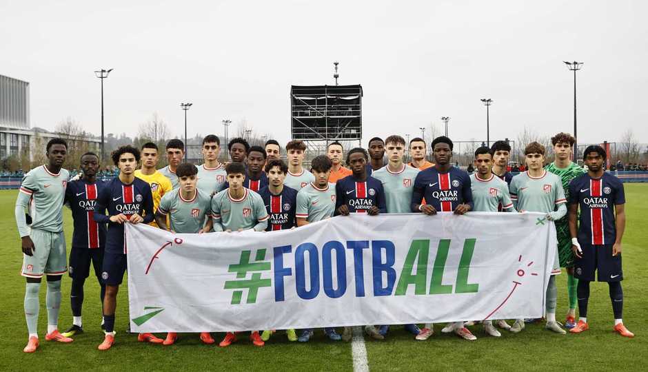 Temp. 24-25 | PSG-Atlético de Madrid Juvenil A | Equipos pancarta