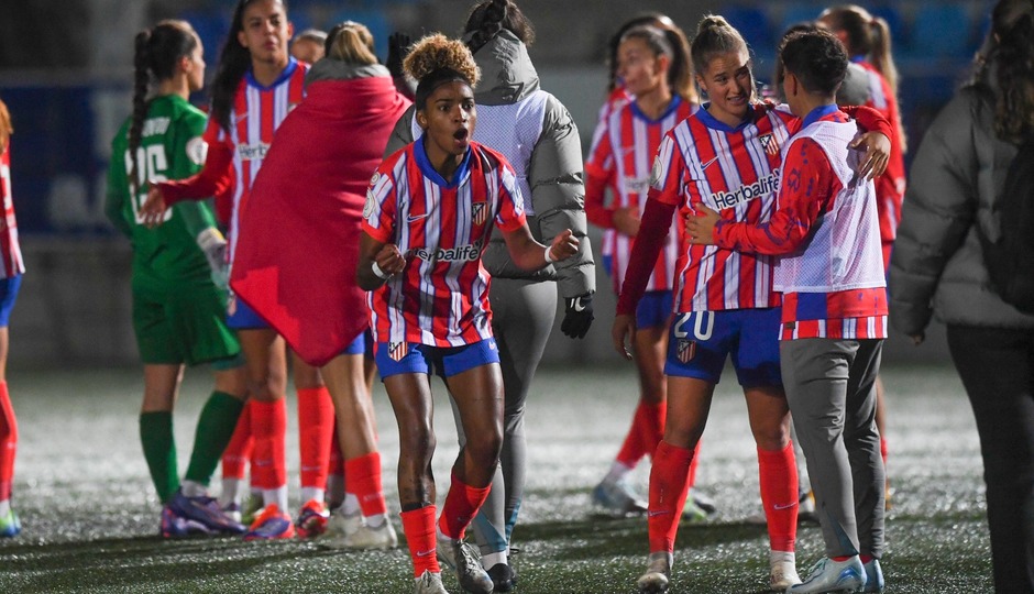 Temp. 24-25 | Levante Badalona - Atlético Femenino | Celebración Lunay