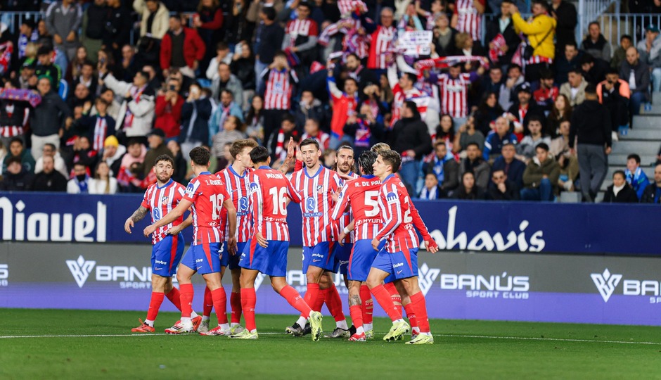 Temp. 24-25 | Copa del Rey | Marbella-Atleti | Piña celebración