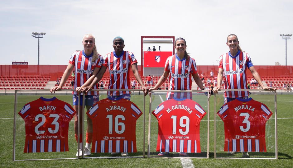 Temp. 24-25 | Atlético Femenino - Levante Badalona | Homenaje
