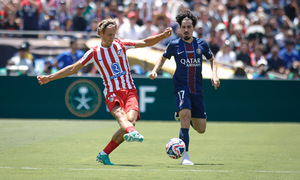 Temp. 24-25 | PSG - Atlético | Llorente