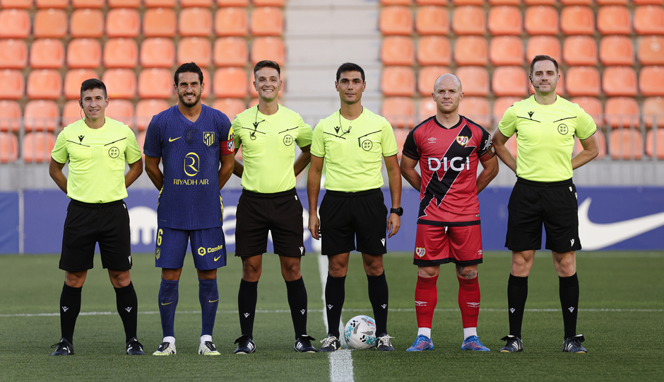 Temp. 25-26 | Partido de entrenamiento Atleti - Rayo | Koke capitanes