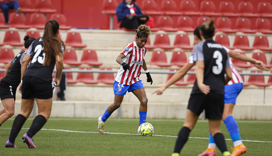 Temp. 25-26 | Atlético Femenino - Badalona | Luany