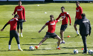 Gabi y Villa, en un momento del entrenamiento matinal del viernes, antes del partido frente al Villarreal