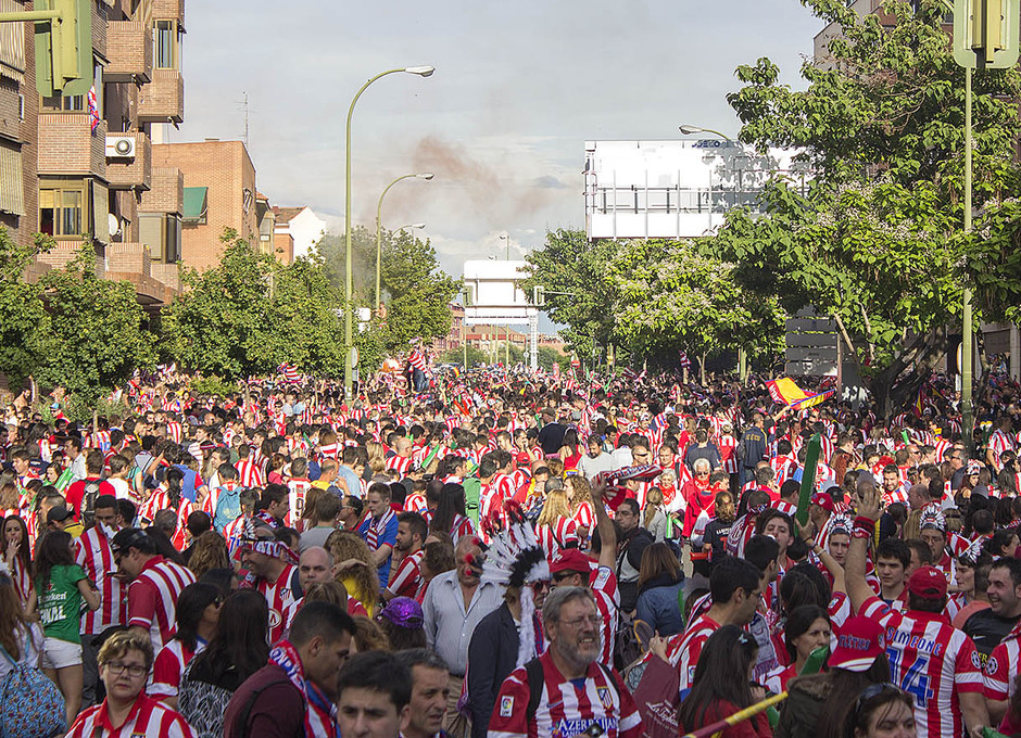 Temporada 13-14. Exteriores Vicente Calderón en la Final de Champions. Foto: A. M.