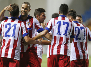Pretemporada 2014-15. Atlético de Madrid - Sampdoria. Trofeo Ramón de Carranza. El equipo celebra uno de los goles.