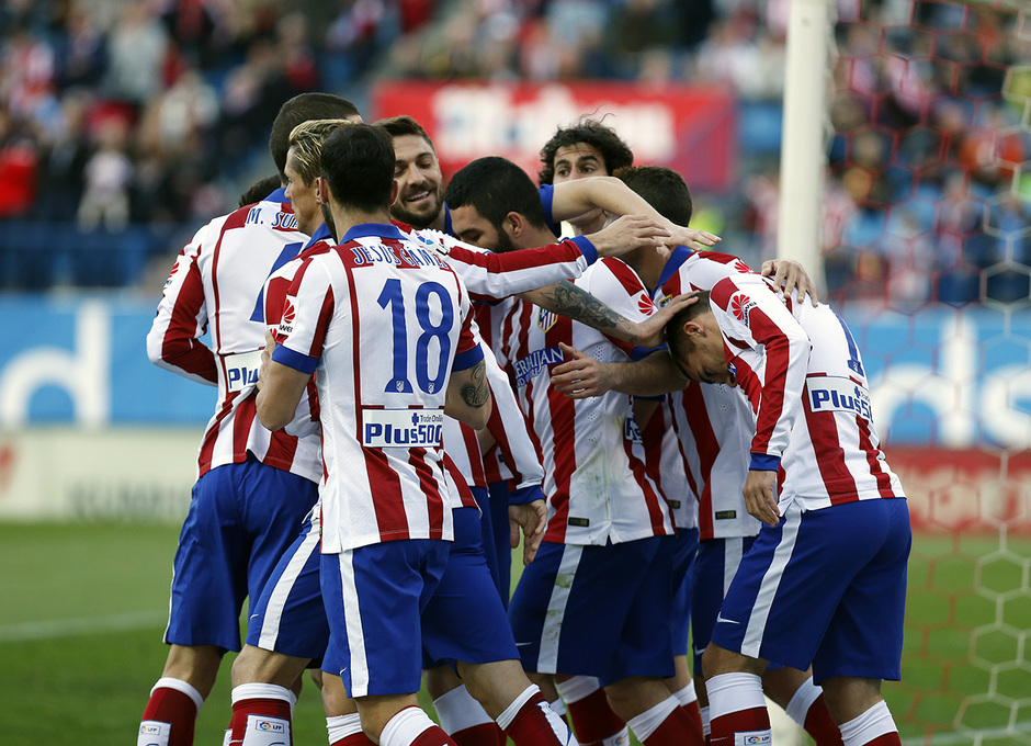 Temporada 14-15. Jornada 30. Atlético de Madrid-Real Sociedad. El equipo festeja el segundo gol.