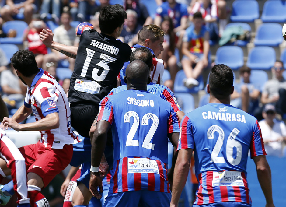 Temporada 14/15. Partido Levante - Atlético de Madrid. Fernando Torres cabecea el que segundo gol de nuestro equipo.