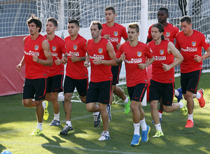 temporada 15/16. Entrenamiento en la ciudad deportiva de Majadahonda. Jugadores corriendo durante el entrenamiento