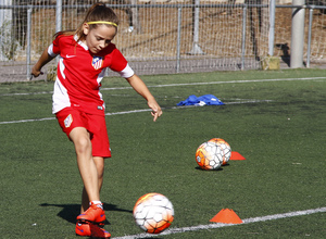 Temp. 2015-2016. Primer entrenamiento de las más pequeñas de la Academia