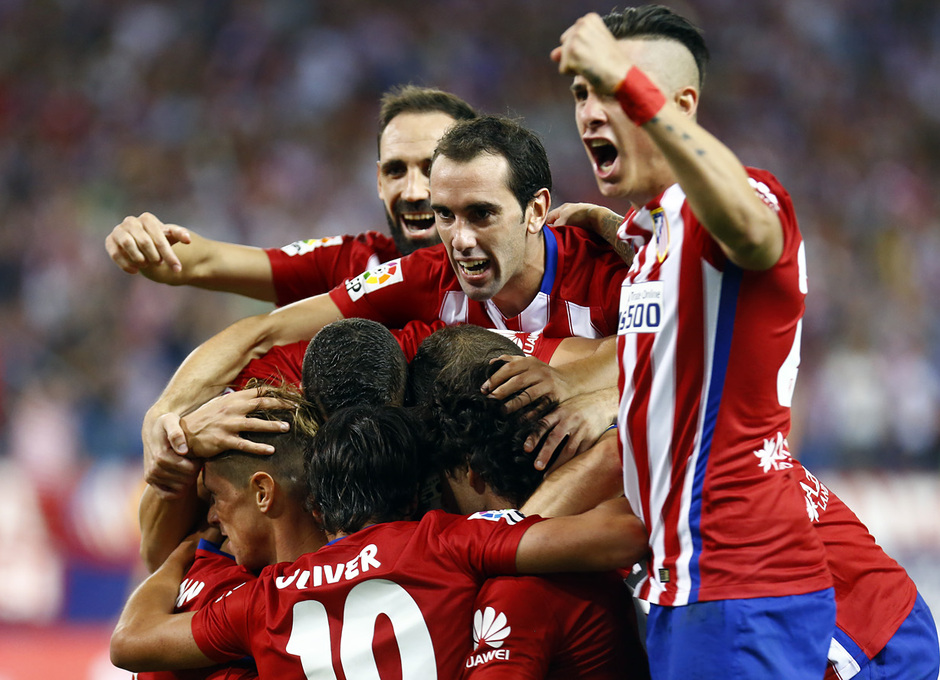 temporada 15/16. Partido Atlético de Madrid Barcelona.  Torres celebrando durante el partido