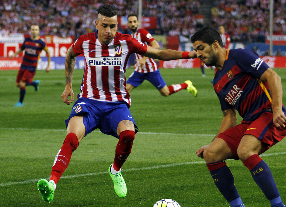 Temp. 2015-2016. Atlético de Madrid-FC Barcelona: Giménez ante Luis Suárez