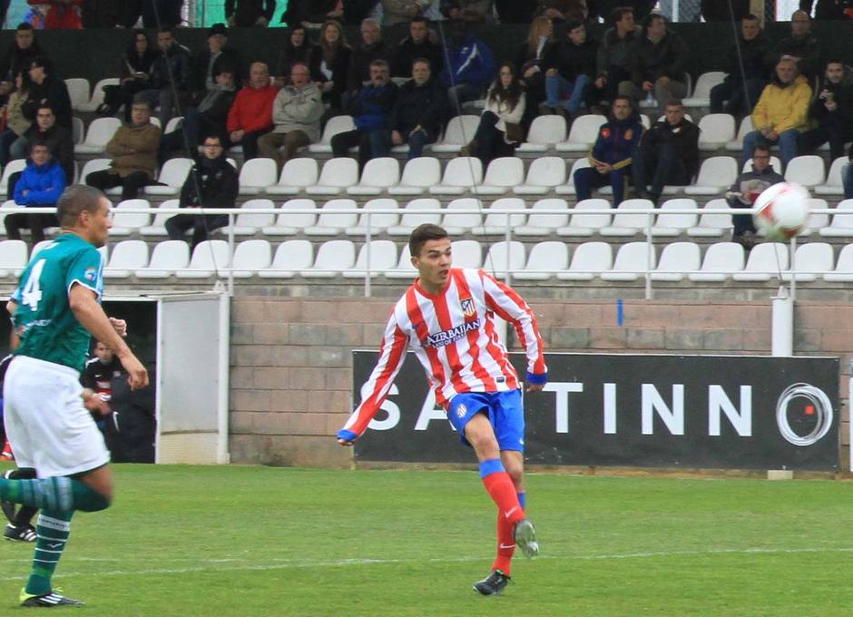Omar anotó el primer gol del Atlético B al Coruxo (3-0)