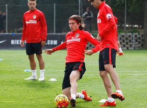 Temporada 2015-2016. Filipe Luis, en el entrenamiento previo al Atleti - Valencia