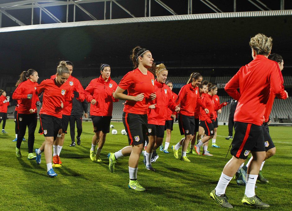temp. 2015-2016 | Entrenamiento Féminas de la UEFA en Gerland