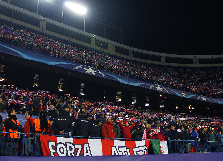 Temp. 2015-2016 | Atlético de Madrid - PSV | Afición