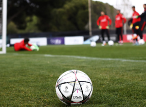 Temporada 15/16. Entrenamiento en la Ciudad Deportiva Wanda Atlético de Madrid. Preparamos el encuentro de Liga de Campeones.
