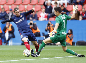 Temporada 15/16. Levante - Atlético. Fernando Torres