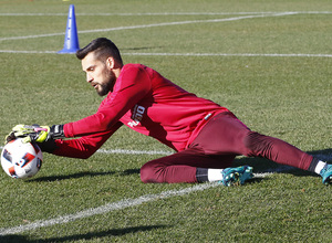 Temp. 16/17 | Entrenamiento en la Ciudad Deportiva Wanda 29_12_2016. Moyá