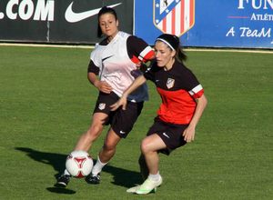 Temporada 2012-2013. Blanca y Carlota durante el entrenamiento