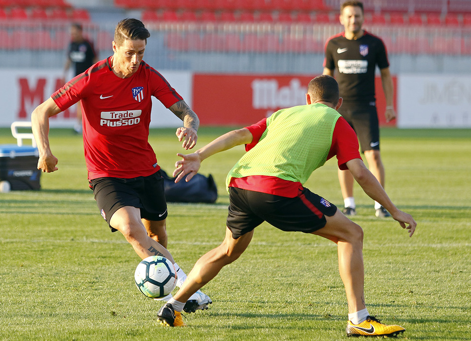 Temporada 17/18 | Entrenamiento en la Ciudad Deportiva Wanda | Torres