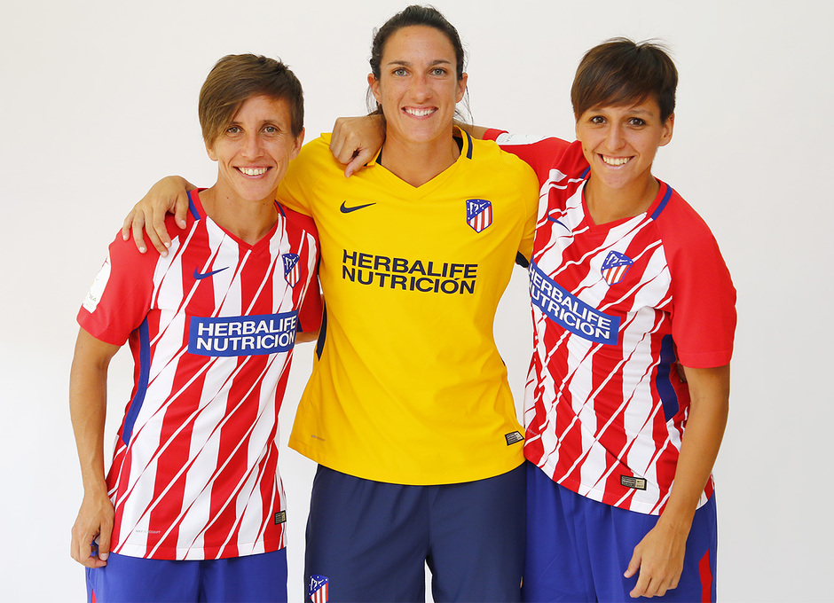 Temp. 17-18 | Sesión de fotos Atlético de Madrid Femenino. Sonia, Meseguer y Corredera