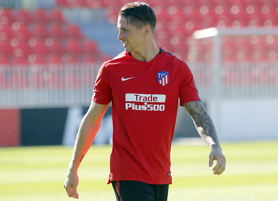 Temporada 17/18 | 03/10/2017 | Entrenamiento en la Ciudad Deportiva Wanda | Fernando Torres