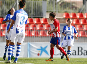 Temporada 17/18. Partido entre el Atlético de Madrid Femenino contra el Sporting de Huelva. Celebración del gol de Sonia.