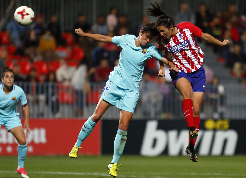 Temporada 17/18. Partido entre el Atlético de Madrid Femenino contra FC Barcelona. Meseguer.