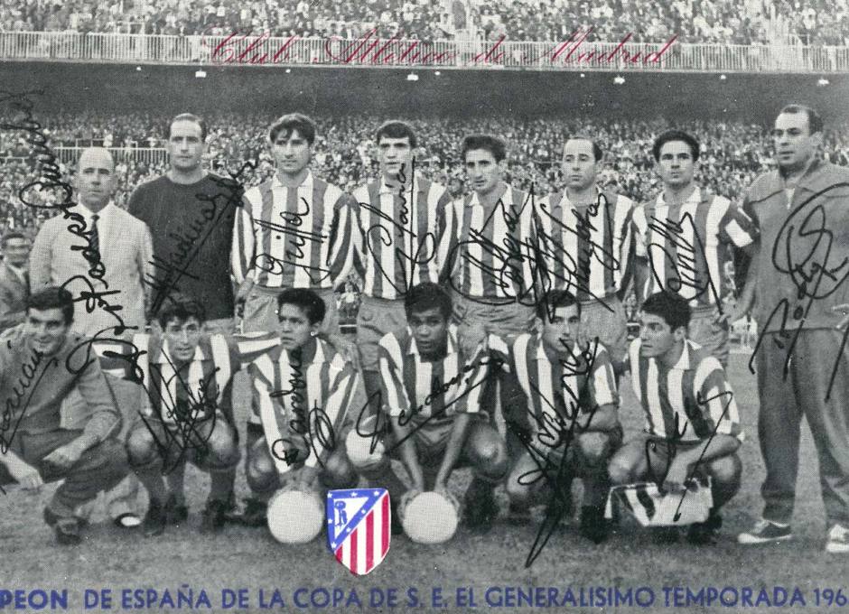 Collar, con el equipo que conquistó la Copa del Generalísimo en la temporada 64-65 ante el Zaragoza (1-0)