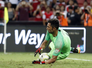 Temporada 2018-2019 | ICC Singapur | Atlético de Madrid - Arsenal | Adán parada penalti