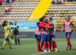 Temporada 18/19. Atlético de Madrid Femenino en Colombia en pretemporada frente al Atlético Huila. Celebración