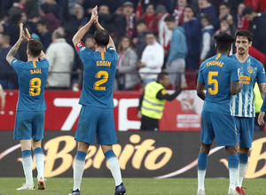Temporada 2018-2019 | Atlético de Madrid - Sevilla | jugadores aplaudiendo