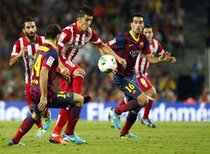Temporada 2013/2014 FC Barcelona - Atlético de Madrid Villa escapándose de Mascherano y Busquets