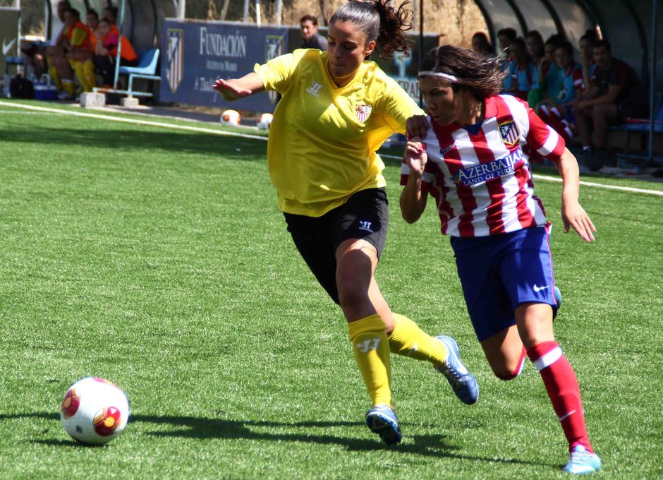 Temporada 2013-2014. Ana Borges se marcha de su marca hispalense