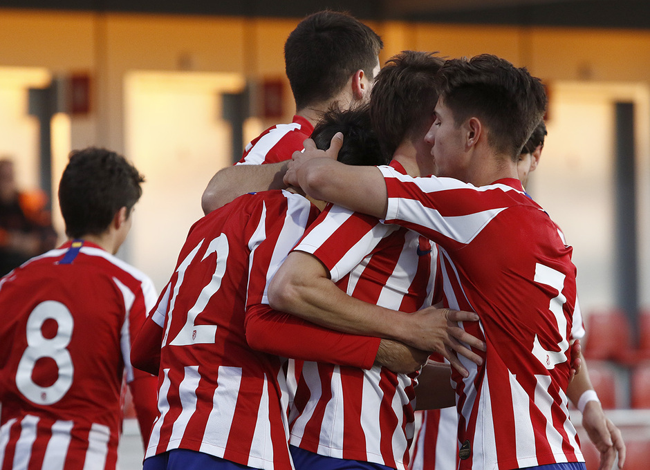 Temporada 19/20. Youth League. Atlético de Madrid Juvenil A - Lokomotiv. Celebración