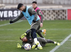 Entrenamiento 30/01/2021. Ciudad Deportiva Wanda. Oblak y Suárez