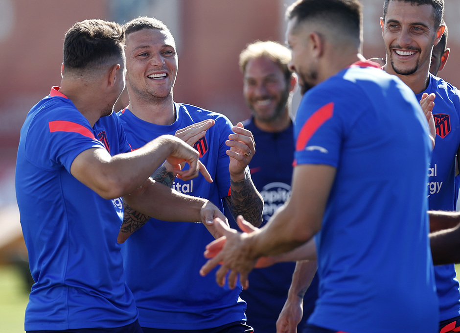 Temp 21/22 | Entrenamiento 07/08/2021 | Trippier