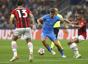 Temporada 2021/22 | Champions League | AC Milan - Atleti | Llorente