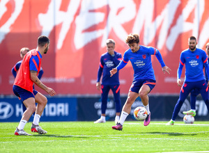 Temp. 21-22 | Entrenamiento 1 de marzo | Griezmann