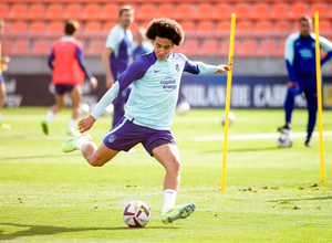 Temp. 22-23 | Entrenamiento 7-10-2022 | Witsel