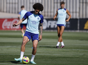 Temp. 22-23 | Entrenamiento 08-04-23 | Witsel