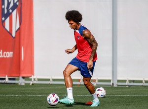 Temp 23/24 | Entrenamiento 19 de julio | Witsel